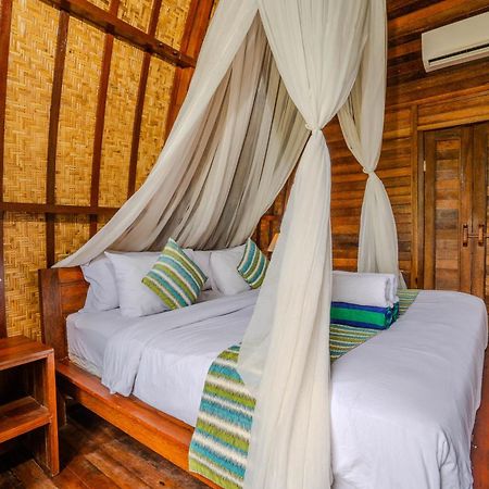 Lumbung Bukit Resort Uluwatu מראה חיצוני תמונה