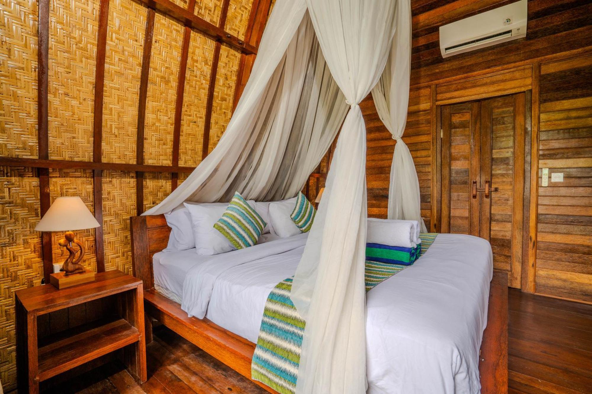 Lumbung Bukit Resort Uluwatu מראה חיצוני תמונה