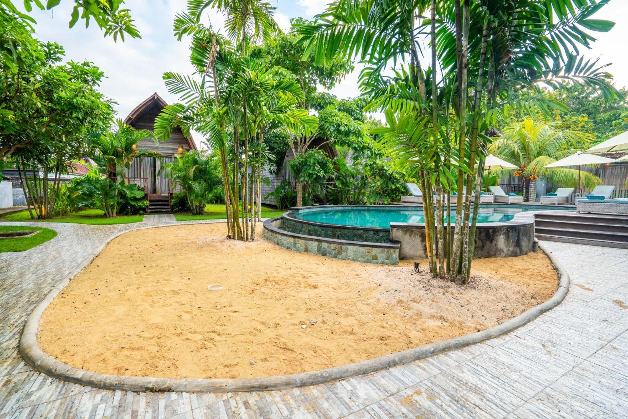 Lumbung Bukit Resort Uluwatu מראה חיצוני תמונה