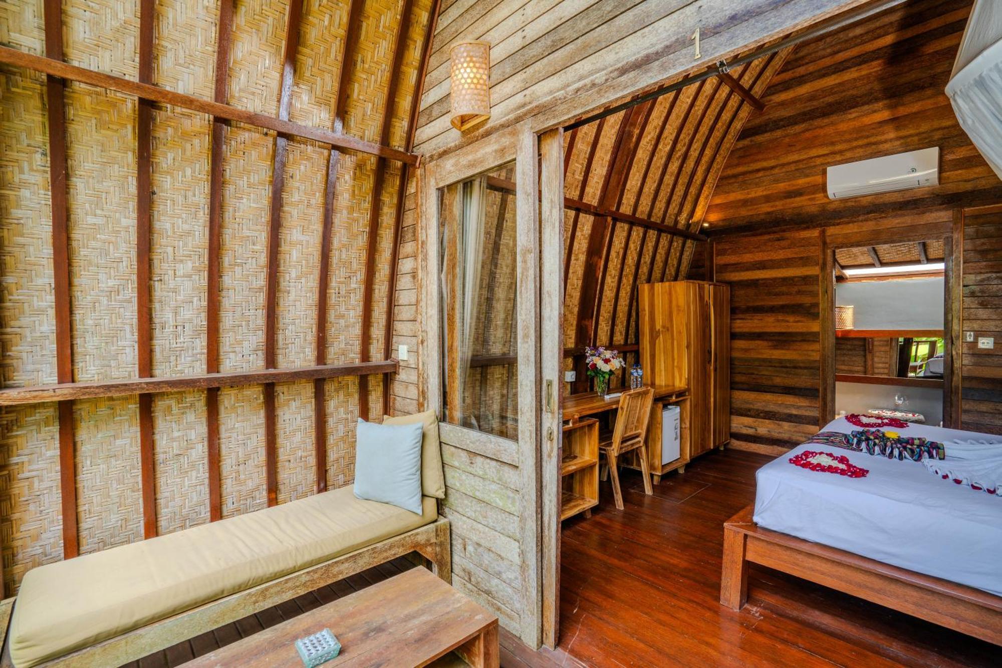 Lumbung Bukit Resort Uluwatu מראה חיצוני תמונה